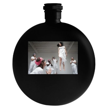 Sarah Silverman Round Flask