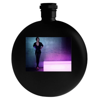 Shalom Harlow Round Flask