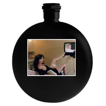 Shannen Doherty Round Flask