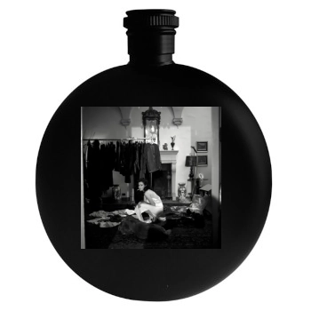 Shannen Doherty Round Flask