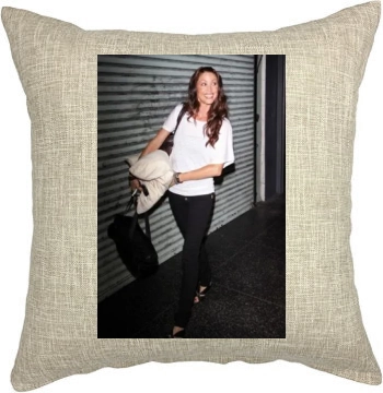 Shannon Elizabeth Pillow