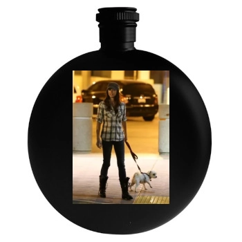 Shannon Elizabeth Round Flask