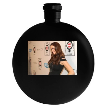 Shannon Elizabeth Round Flask