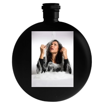 Minnie Driver Round Flask