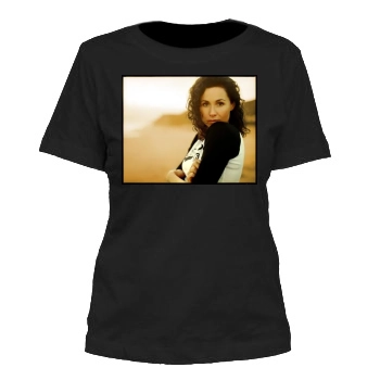 Minnie Driver Women's Cut T-Shirt