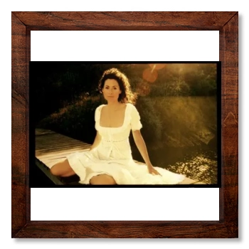 Minnie Driver 12x12