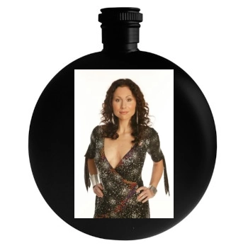 Minnie Driver Round Flask