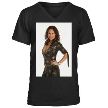 Minnie Driver Men's V-Neck T-Shirt