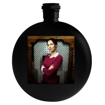 Minnie Driver Round Flask