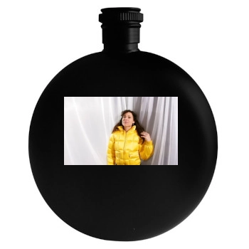 Minnie Driver Round Flask