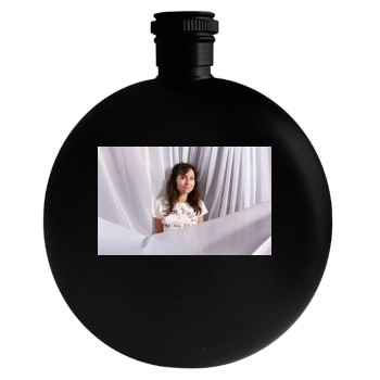 Minnie Driver Round Flask