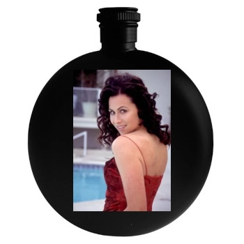 Minnie Driver Round Flask