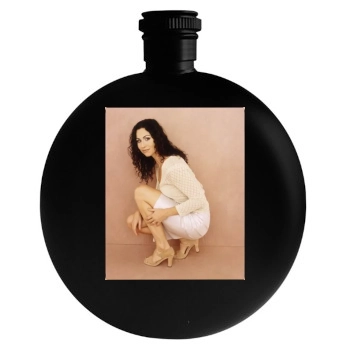 Minnie Driver Round Flask