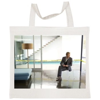 Simon Baker Tote