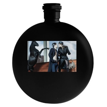 Stephanie Seymour Round Flask