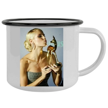 Heidi Klum Camping Mug