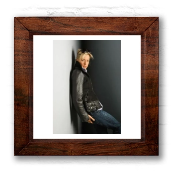 Tea Leoni 6x6