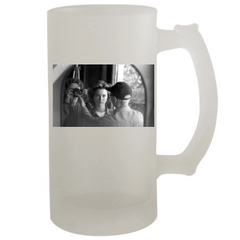 Tea Leoni 16oz Frosted Beer Stein