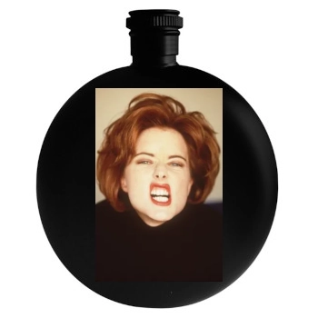 Tea Leoni Round Flask