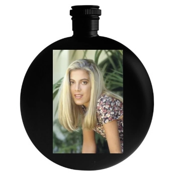 Tori Spelling Round Flask