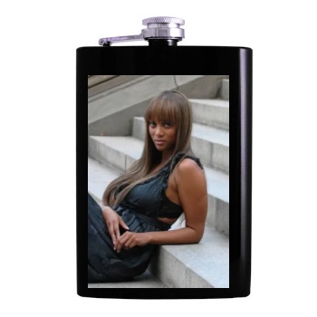 Tyra Banks Hip Flask