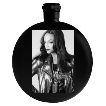 Tyra Banks Round Flask