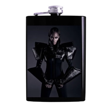 Tyra Banks Hip Flask