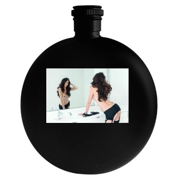 Holli Pockets Round Flask