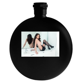 Holli Pockets Round Flask