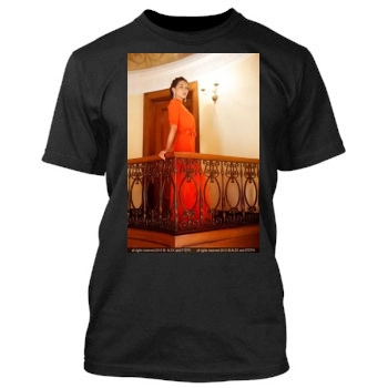 Olivia Munn Men's TShirt