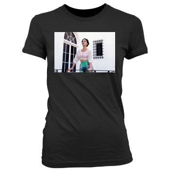 Olivia Munn Women's Junior Cut Crewneck T-Shirt