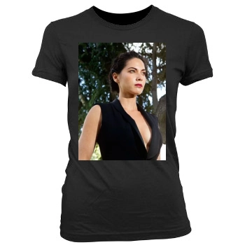 Olivia Munn Women's Junior Cut Crewneck T-Shirt