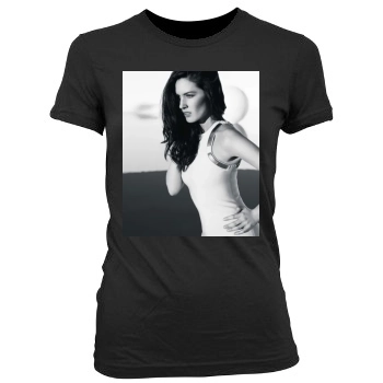 Olivia Munn Women's Junior Cut Crewneck T-Shirt