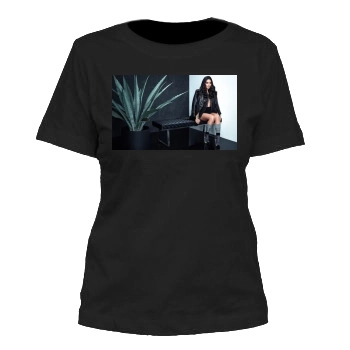 Olivia Munn Women's Cut T-Shirt