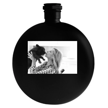 Sarah Michelle Gellar Round Flask