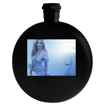 Sarah Michelle Gellar Round Flask