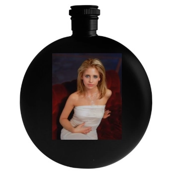 Sarah Michelle Gellar Round Flask