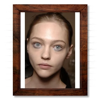 Sasha Pivovarova 14x17