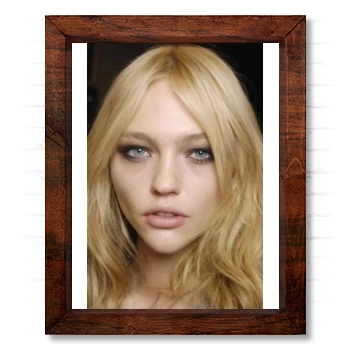 Sasha Pivovarova 14x17