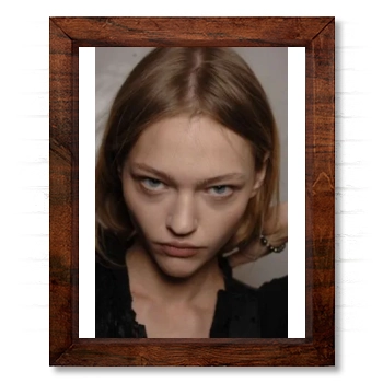 Sasha Pivovarova 14x17