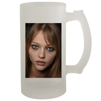 Sasha Pivovarova 16oz Frosted Beer Stein