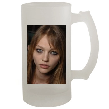 Sasha Pivovarova 16oz Frosted Beer Stein