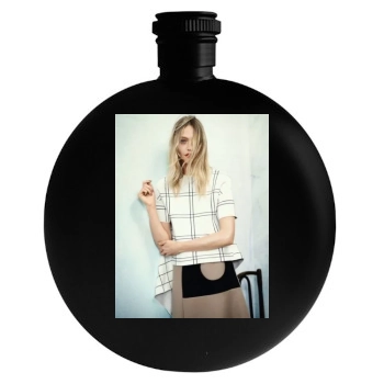 Sasha Pivovarova Round Flask