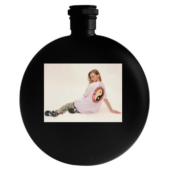 Sasha Pivovarova Round Flask