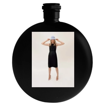 Sasha Pivovarova Round Flask