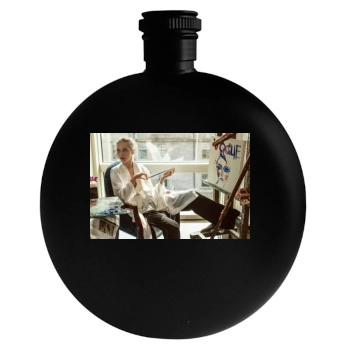 Sasha Pivovarova Round Flask