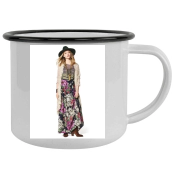 Sasha Pivovarova Camping Mug