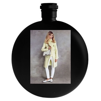 Sasha Pivovarova Round Flask