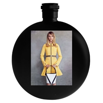 Sasha Pivovarova Round Flask