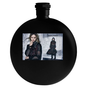 Sasha Pivovarova Round Flask